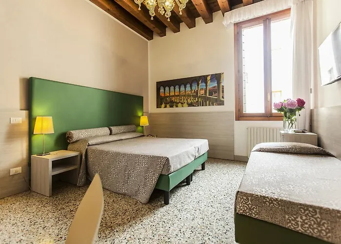 Bed & Breakfast Foresteria Levi 3*