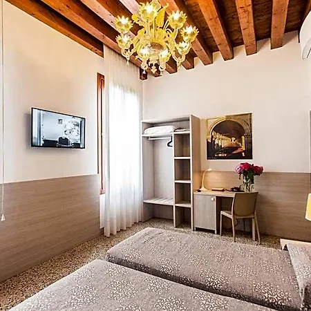 Bed & Breakfast Foresteria Levi Venice