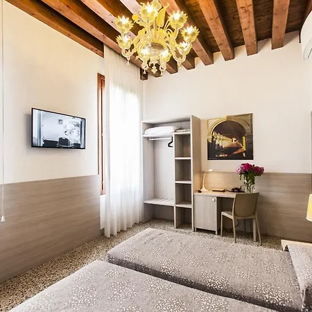 Bed & Breakfast Foresteria Levi Venice