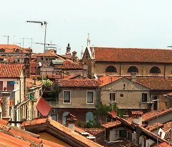 Foresteria Levi לינה וארוחת בוקר ונציה