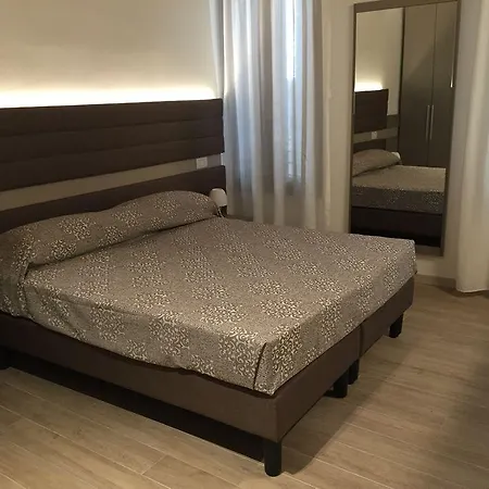 לינה וארוחת בוקר Foresteria Levi